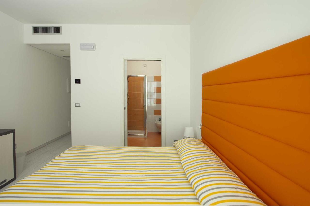 Hotel La Maestra กรอตตัมมาเร ภายนอก รูปภาพ